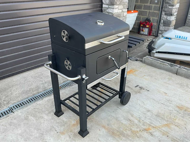 Houtskoolbarbecue - afbeelding 5 van  7
