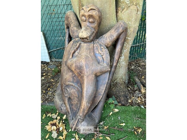 Houtsnijwerk schild - afbeelding 2 van  2