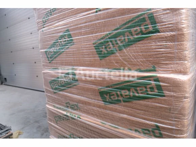 Houtvezel isolatiepanelen (+/- 56 m²) pavaflex - afbeelding 4 van  5