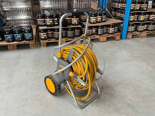 Hozelock verrijdbare tuinslanghaspel - afbeelding 1 van  3