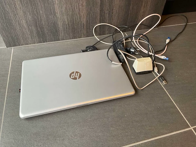 Hp 17-bs00nb laptop - afbeelding 1 van  8