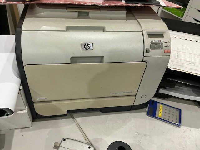 Hp color laser jet cp2025 printer - afbeelding 1 van  1