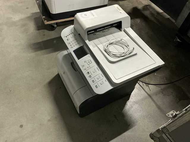 Hp color laserjet cm1312nfi mfp – kleurenlaserprinter en kopieerapparaat - afbeelding 3 van  5