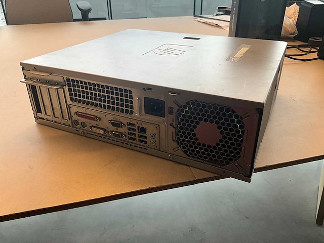 Hp compaq dc5750 desktop - afbeelding 8 van  9