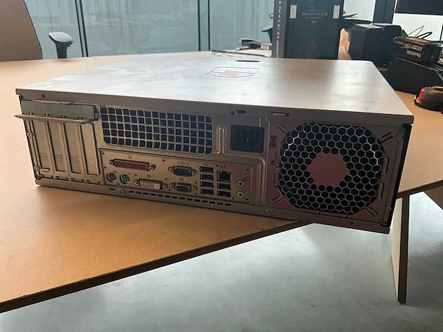 Hp compaq dc5750 desktop - afbeelding 7 van  7