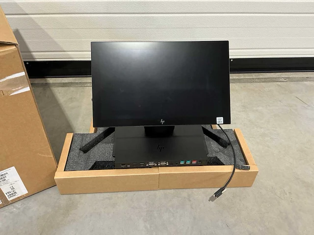 Hp computer hp engage one pro aio touchscreen - afbeelding 4 van  5