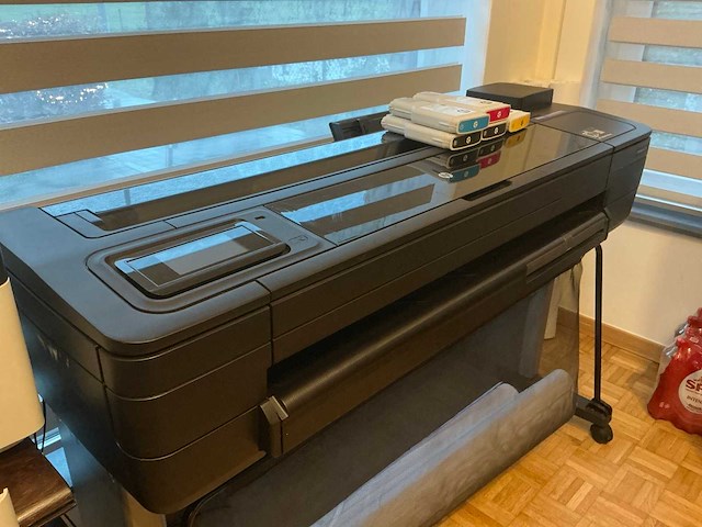 Hp designjet t730 plotter - afbeelding 3 van  10