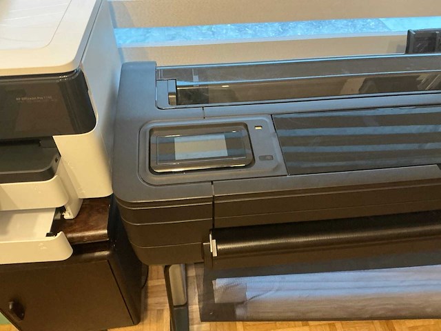 Hp designjet t730 plotter - afbeelding 4 van  10