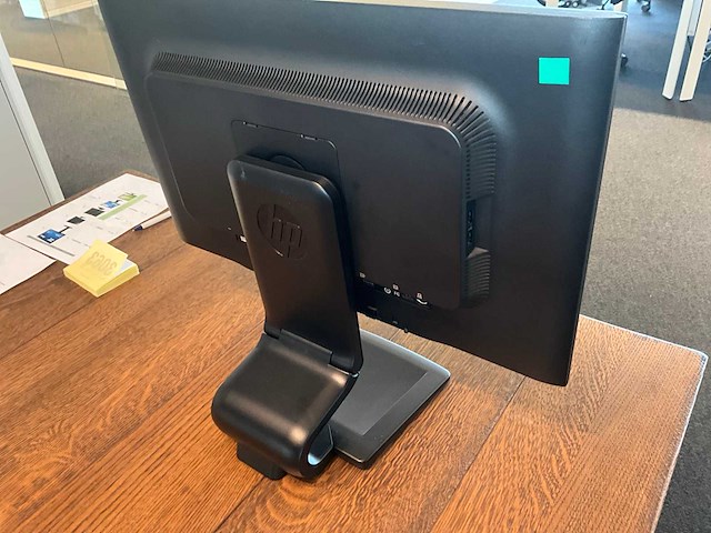 Hp la2306x 23” monitor. (2x) - afbeelding 3 van  4