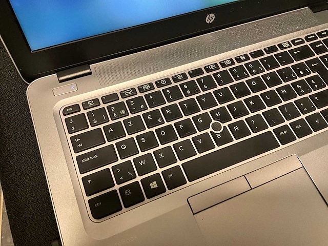 Hp laptop - afbeelding 2 van  5