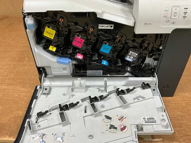 Hp laser jet 500 color m551 printer & scanner - afbeelding 12 van  12