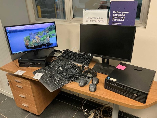 Hp prodesk desktop pc + iiyama monitor (2x) - afbeelding 1 van  10