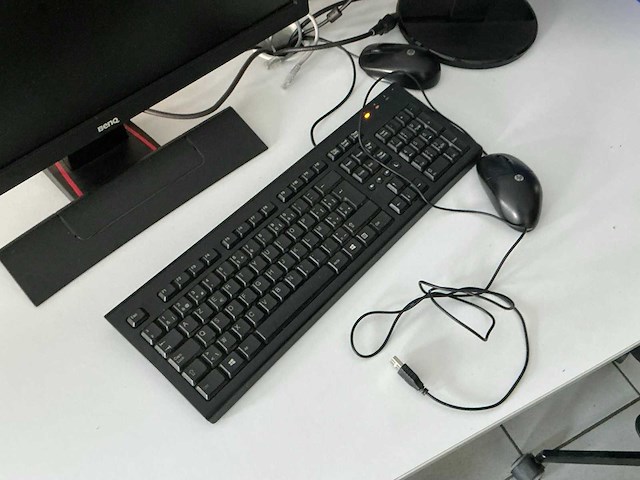 Hp prodesk + pc-scherm (2x) - afbeelding 6 van  6