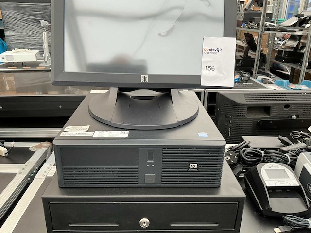 Hp rp5700 kassa met monitor,geldlade betaalautomaat enz - afbeelding 2 van  3