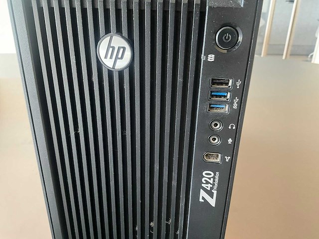 Hp z420 desktop pc/workstation - afbeelding 2 van  5