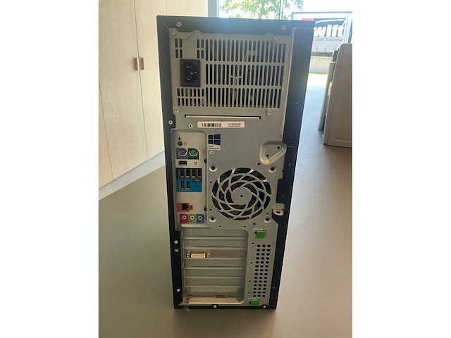 Hp z420 desktop pc/workstation - afbeelding 4 van  5