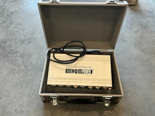 Hq power 8 weg booster - afbeelding 1 van  2
