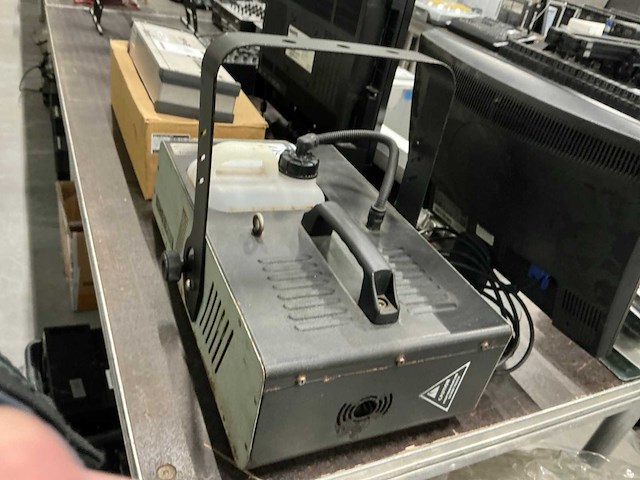 Hqpower rookmachine - afbeelding 3 van  3