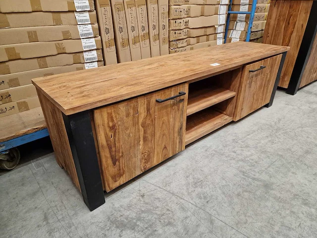 Hsm atlanta tv meubel met 2 deuren en nis 175 x 45 x h50cm vintage teak - afbeelding 1 van  6