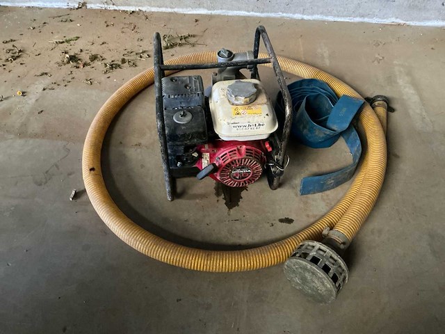 Hst - honda klein waterpomp - afbeelding 1 van  4