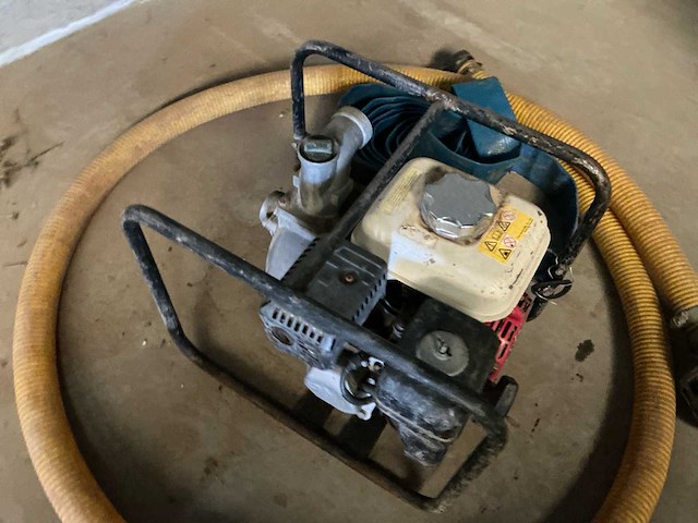 Hst - honda klein waterpomp - afbeelding 2 van  4