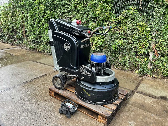 Htc 650 rx betonschuurmachine - afbeelding 4 van  5
