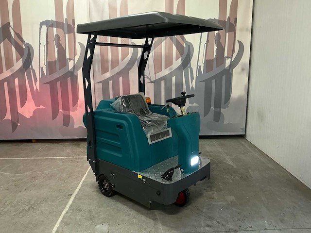 Htdm - dmm1250 - veegmachine, zelfrijdend - 2025 - afbeelding 1 van  10