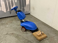 Htdm - sj15 - veegmachine, handbediend - 2025 - afbeelding 1 van  4