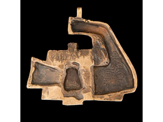 Hubert minnebo (1940), a leather belt with a bronze brown patinated buckle and a ditto pendant, 1/1, signed (+) - afbeelding 6 van  7
