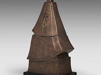 Hubert minnebo (1940), 'de nuraghi-vormgeving lag hem wel', polished and brown patinated bronze, 4/4, 2000, signed (+) 56 x 30 x 20 cm. (22.05 x 11.81 x 7.87 in.) - afbeelding 2 van  8