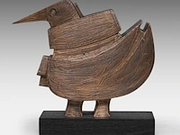 Hubert minnebo (1940), 'deze vlucht was bepalend', polished and brown patinated bronze, 1/1, 2010, signed (+) 26 x 32.5 x 11 cm. (10.24 x 12.80 x 4.33 in.)