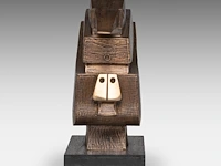 Hubert minnebo (1940), 'deze vlucht was bepalend', polished and brown patinated bronze, 1/1, 2010, signed (+) 26 x 32.5 x 11 cm. (10.24 x 12.80 x 4.33 in.) - afbeelding 6 van  8