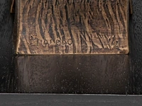 Hubert minnebo (1940), 'deze vlucht was bepalend', polished and brown patinated bronze, 1/1, 2010, signed (+) 26 x 32.5 x 11 cm. (10.24 x 12.80 x 4.33 in.) - afbeelding 7 van  8