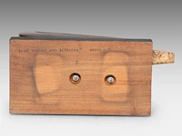Hubert minnebo (1940), 'deze vlucht was bepalend', polished and brown patinated bronze, 1/1, 2010, signed (+) 26 x 32.5 x 11 cm. (10.24 x 12.80 x 4.33 in.) - afbeelding 8 van  8