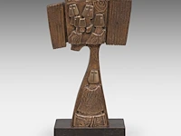 Hubert minnebo (1940), 'een klassering van herinneringen voor de volgende generaties vastgelegd', polished and brown patinated bronze, 0/0, 1995, signed (+) 25.5 x 16 x 7.5 cm. (10.03 x 6.29 x 2.95 in.)
