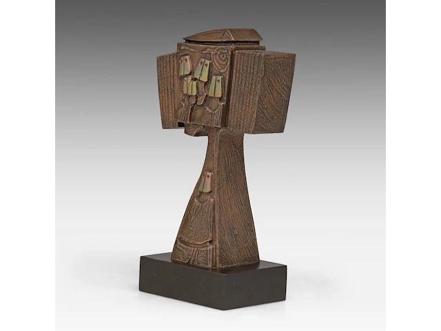 Hubert minnebo (1940), 'een klassering van herinneringen voor de volgende generaties vastgelegd', polished and brown patinated bronze, 0/0, 1995, signed (+) 25.5 x 16 x 7.5 cm. (10.03 x 6.29 x 2.95 in.) - afbeelding 2 van  9