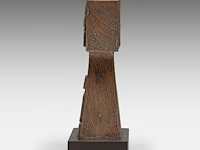 Hubert minnebo (1940), 'een klassering van herinneringen voor de volgende generaties vastgelegd', polished and brown patinated bronze, 0/0, 1995, signed (+) 25.5 x 16 x 7.5 cm. (10.03 x 6.29 x 2.95 in.) - afbeelding 3 van  9