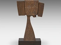 Hubert minnebo (1940), 'een klassering van herinneringen voor de volgende generaties vastgelegd', polished and brown patinated bronze, 0/0, 1995, signed (+) 25.5 x 16 x 7.5 cm. (10.03 x 6.29 x 2.95 in.) - afbeelding 4 van  9
