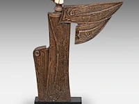 Hubert minnebo (1940), 'een verwijzing naar zijn geliefde oosten', polished and brown patinated bronze, 0/0, 2009, signed (+) 36 x 31 x 30.5 cm. (14.16 x 12.19 x 12.00 in.)