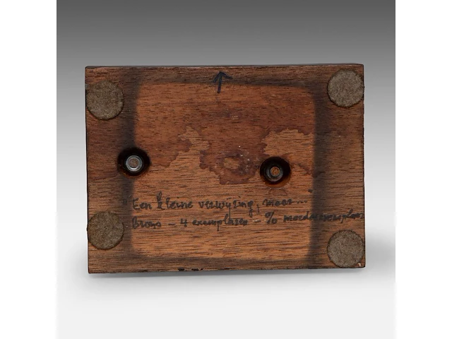 Hubert minnebo (1940), 'een verwijzing naar zijn geliefde oosten', polished and brown patinated bronze, 0/0, 2009, signed (+) 36 x 31 x 30.5 cm. (14.16 x 12.19 x 12.00 in.) - afbeelding 9 van  9