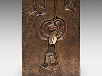 Hubert minnebo (1940), 'europa', (luxe-edition), polished and brown patinated bronze, 8/15, 2000, signed (+) 34 x 43 x 30 cm. (13.39 x 16.92 x 11.81 in.) - afbeelding 7 van  10