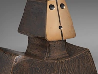 Hubert minnebo (1940), 'het alles omvattende', polished and brown patinated bronze, 1/1, 2009, signed (+) 48 x 34 x 11.5 cm. (18.89 x 13.39 x 4.53 in.) - afbeelding 8 van  8