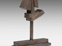 Hubert minnebo (1940), 'in gedachten lisboa, voor mijn bezoek', polished and brown patinated bronze, 1998 (+) 78 x 60 x 16 cm. (30.71 x 23.62 x 6.29 in.) - afbeelding 7 van  7