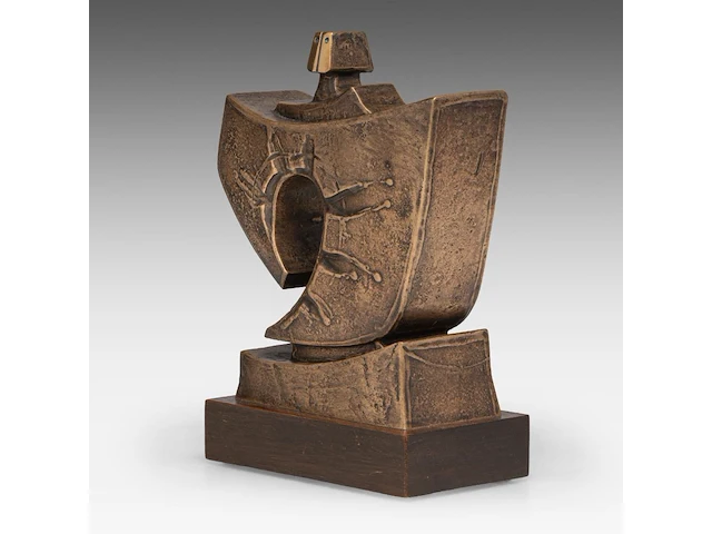 Hubert minnebo (1940), 'met een grijpgrage beweging', polished and brown patinated bronze, 0/0, 1984, signed (+) 18.5 x 15 x 6 cm. (7.28 x 5.91 x 2.35 in.) - afbeelding 2 van  8