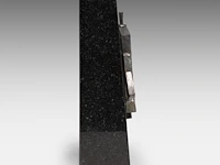 Hubert minnebo (1940), 'toen onderstreepte hij zijn zekerheden', silver on a marble pedestal, 1/1, 1996, signed (+) 15.5 x 28 x 1.5 cm. (6.09 x 11.01 x 0.59 in.) - afbeelding 3 van  6