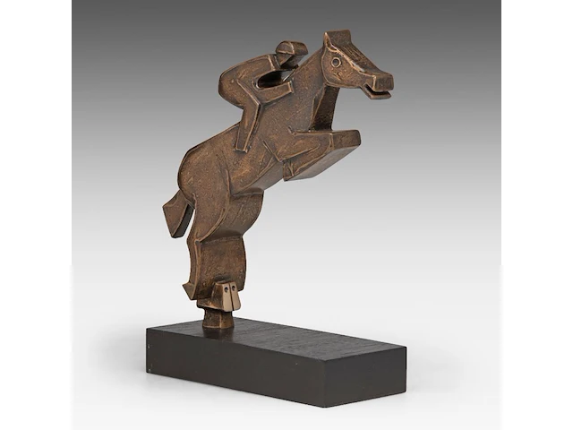 Hubert minnebo (1940), 'toen voelde hij zich één en zwevend', polished and brown patinated bronze, 0/0, 1991 (+) 26.5 x 7 x 23 cm. (10.42 x 2.75 x 9.06 in.) - afbeelding 2 van  7