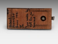 Hubert minnebo (1940), 'toen voelde hij zich één en zwevend', polished and brown patinated bronze, 0/0, 1991 (+) 26.5 x 7 x 23 cm. (10.42 x 2.75 x 9.06 in.) - afbeelding 7 van  7