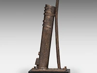 Hubert minnebo (1940), 'tussen de vier windstreken', polished and brown patinated bronze, 1/1, 2007 (+) 40 x 9 x 18 cm. (15 3/4 x 3.54 x 7.08 in.) - afbeelding 3 van  9