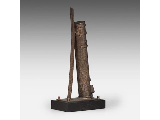 Hubert minnebo (1940), 'tussen de vier windstreken', polished and brown patinated bronze, 1/1, 2007 (+) 40 x 9 x 18 cm. (15 3/4 x 3.54 x 7.08 in.) - afbeelding 5 van  9
