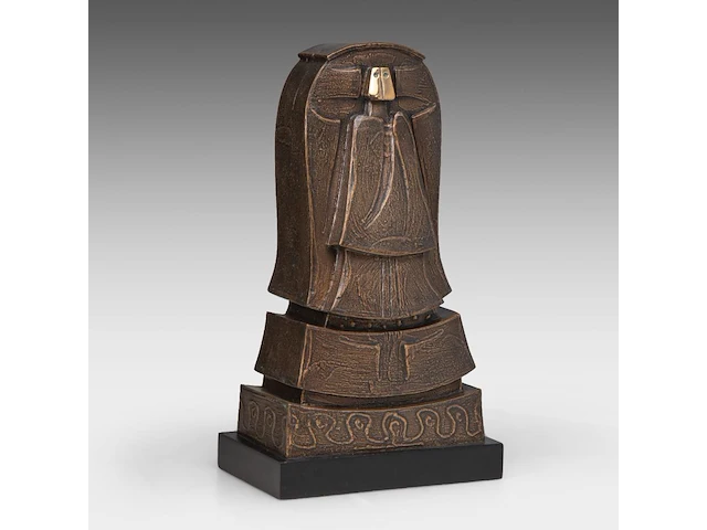 Hubert minnebo (1940), 'van een aanwezigheid gesproken', polished and brown patinated bronze, 1/4, 1993 42 x 23 x 14 cm. (16.53 x 9.06 x 5.50 in.) - afbeelding 2 van  5